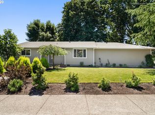 1802 SW Pine St, McMinnville, OR 97128