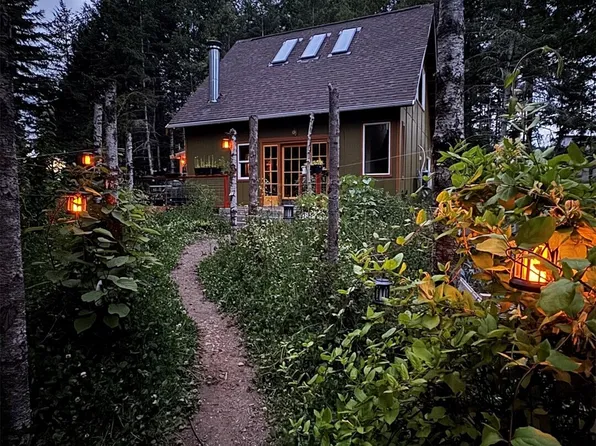 151 E Skyview Drive, Union, WA 98592