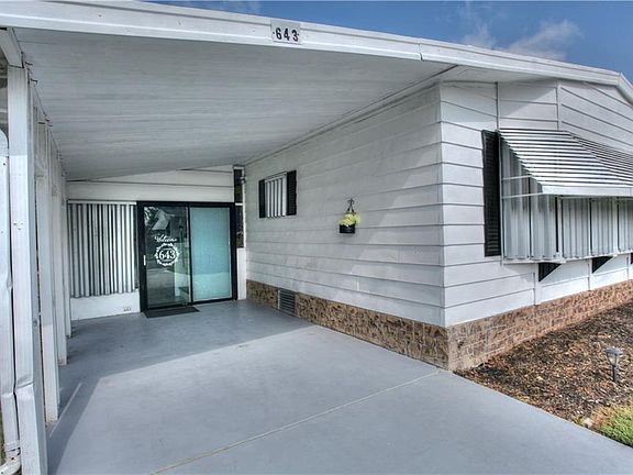5th image of 643 Amaryllis Dr