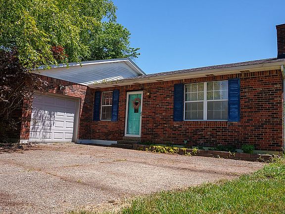 2nd image of 624 Millwood Pl