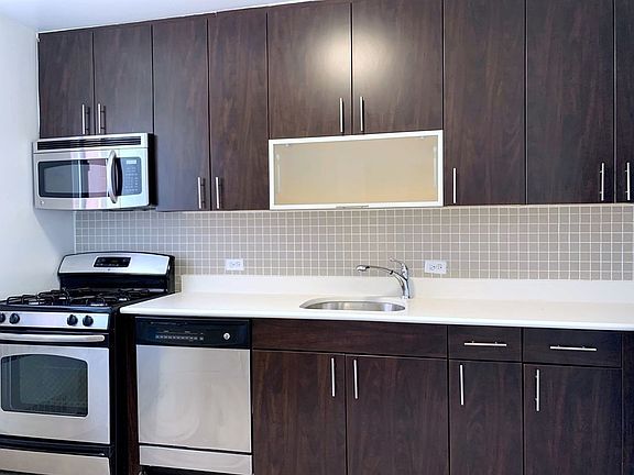 3rd image of 108 E 96th St APT 14D
