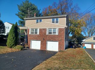 15 Gleeson Dr, Clifton, NJ 07013