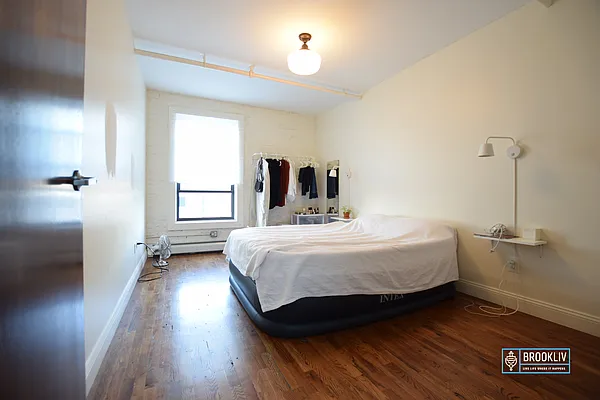 Rented by null | media 18