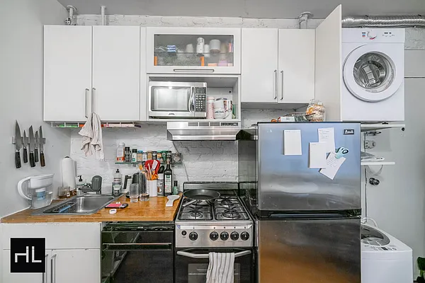 Rented by Highline Residential | media 8