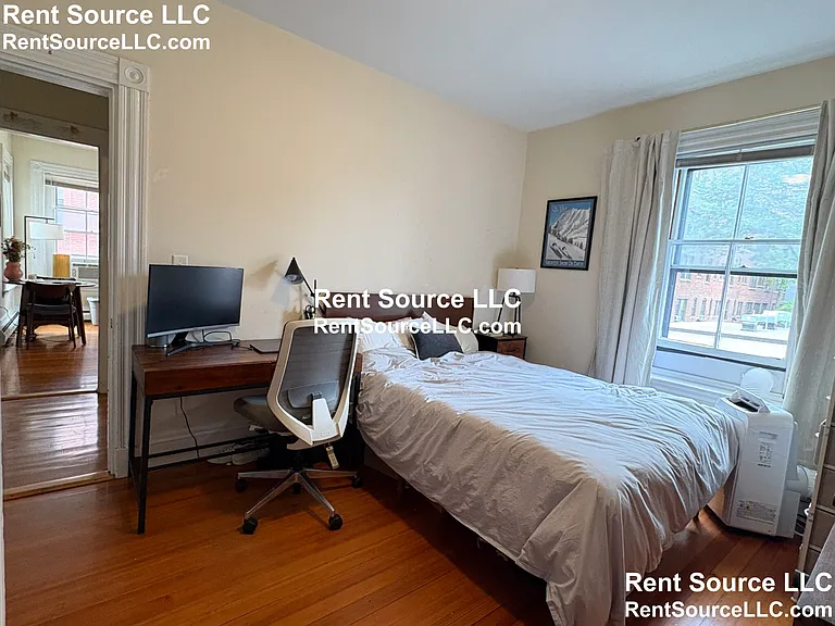 23 Ware St #4 — Photo 4