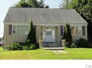 84 E Thorme St, Bridgeport, CT 06606