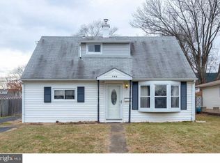 581 Elbridge Rd, Morrisville, PA 19067