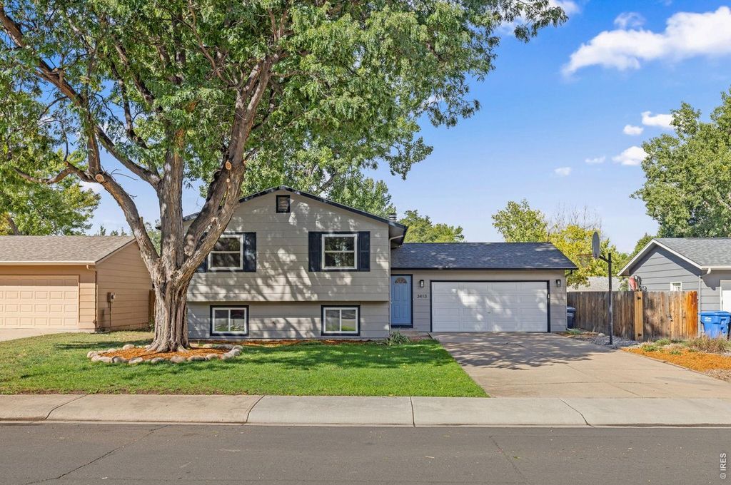 3413 Lancaster Dr