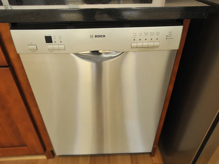 81 Lansing St #302 — Photo 14