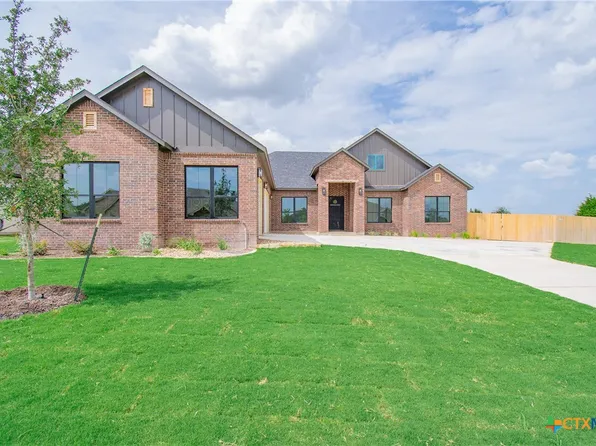 1813 Dorian Dr, Salado, TX 76571
