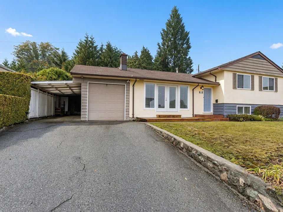 4128 Canterbury Cres