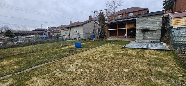 57 Trowell Ave — Photo 23