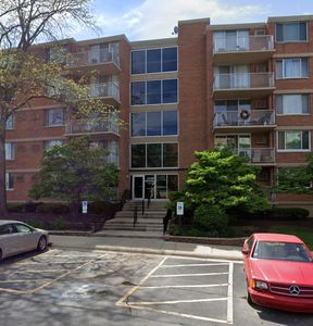 2222 S Stewart Ave APT 5C, Lombard, IL, 60148