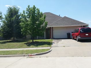 521 Meandering Way, Midlothian, TX 76065