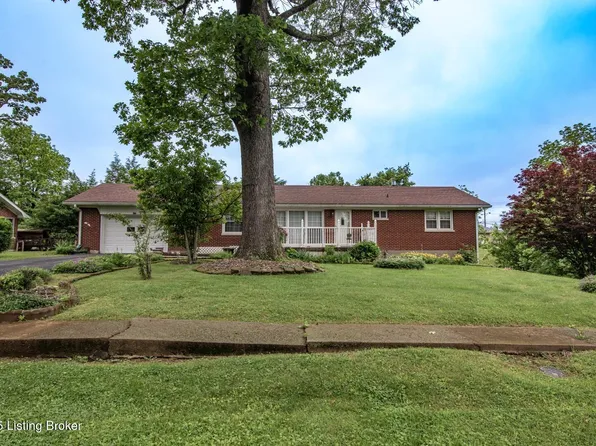 157 S Forrest Rd, Radcliff, KY 40160