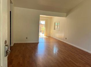 8920 Salmon Falls Dr, Sacramento, CA 95826