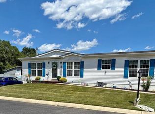 12 Powhatan Dr, Buena, NJ 08310