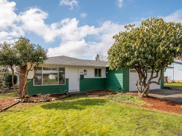 950 Donna Lynn Way, Gladstone, OR 97027