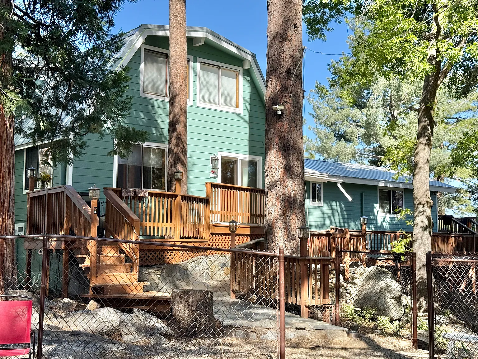 52450 Pine Ridge Rd — Photo 1