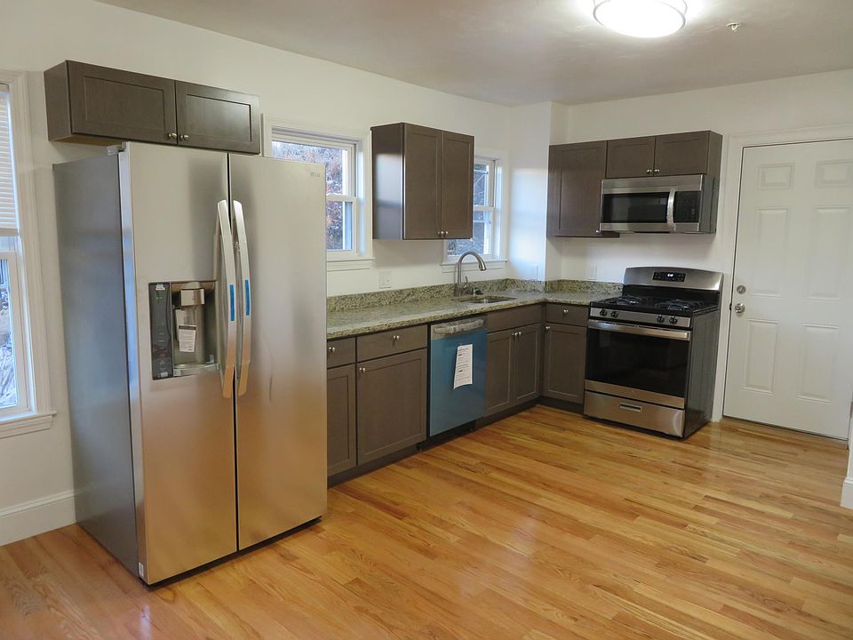 1st image of 510 Essex St #2