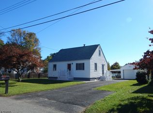36 Gregory Dr, Kenvil, NJ 07847