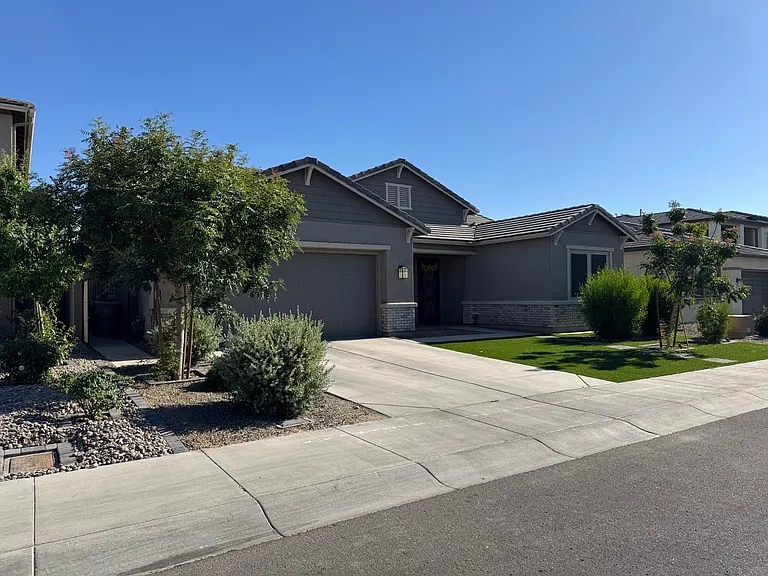 5525 W Banff Ln — Photo 29