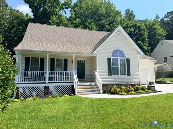 3020 Chartwood Dr, Sandston, VA 23150