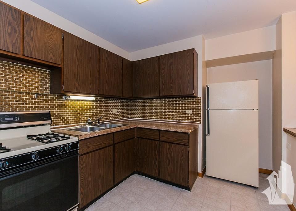 1st image of 873 W Lill Ave #Ob4