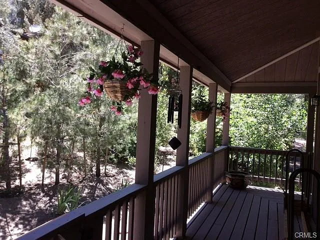 4 bed, 2320 sqft, $3,174 — Photo 3