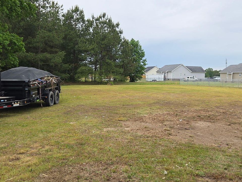 1st image of 105 Carla Ann Drive