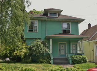 626 Malden Ave E, Seattle, WA 98112