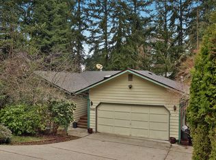 8023 Scatchet Head Rd, Clinton, WA 98236