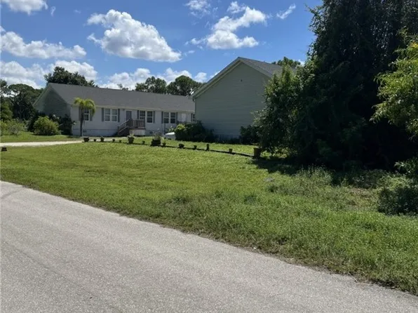 5567 Judith Rd, Bokeelia, FL 33922