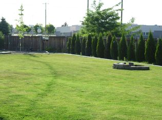 2004 W 36th Pl, Kennewick, WA 99337