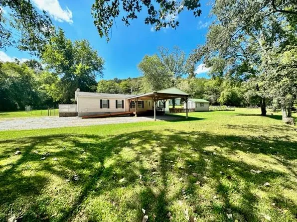 319 Trace Creek Rd, Whitleyville, TN 38588