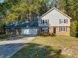 4325 Bending River Trl SW, Lilburn, GA 30047