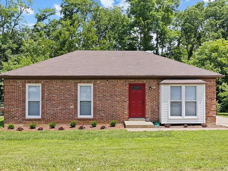 11413 Deham Dr — Photo 1