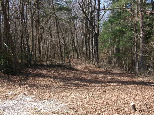 111 Rocky Point School Rd, Williamsburg, KY 40769