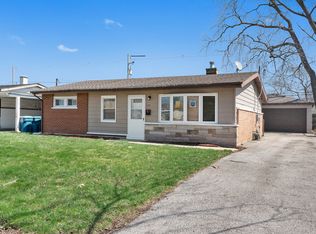 1495 Freeland Ave, Calumet City, IL