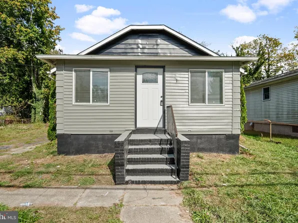 410 Magnolia St, Salem, NJ 08079
