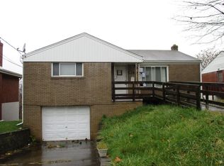 821 Oak St, West Mifflin, PA 15122