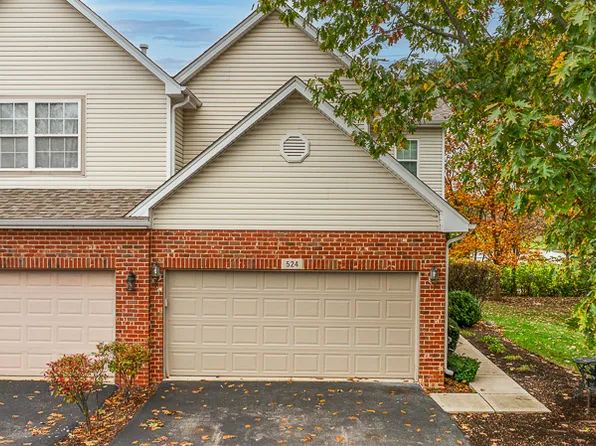 524 Goodwin Dr, Bolingbrook, IL 60440