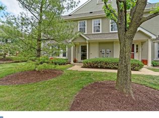 908 Yarmouth Ln, Mount Laurel, NJ 08054
