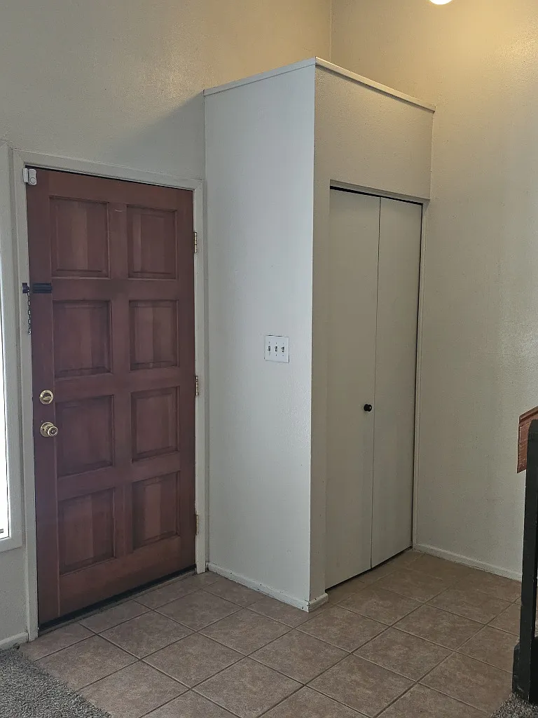 833 S Avenue A — Photo 2