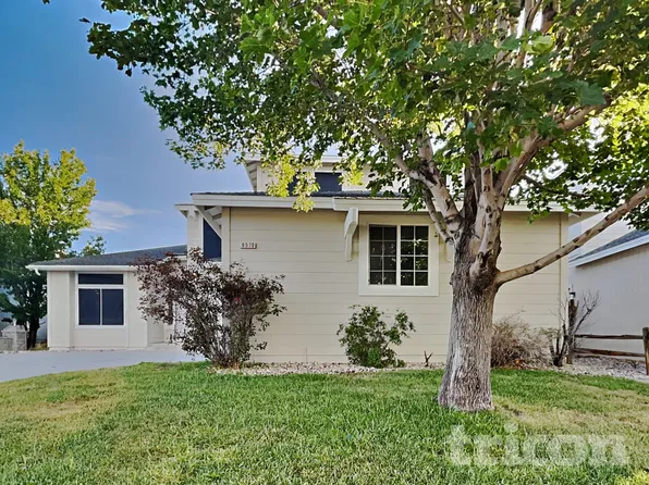 9570 Long River Dr, Reno, NV 89506