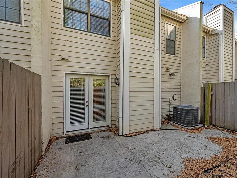 1771 Defoor Ave NW #D — Photo 23