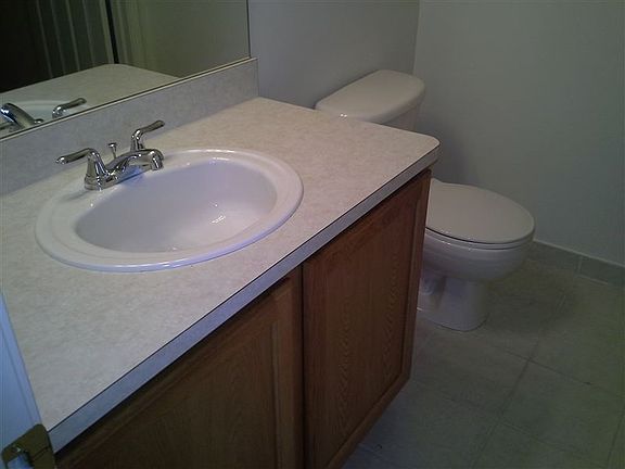3rd image of 23004 Fairlane Blvd Unit 88