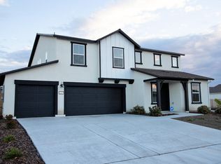 2327 Chambers Bay Ave, Tulare, CA