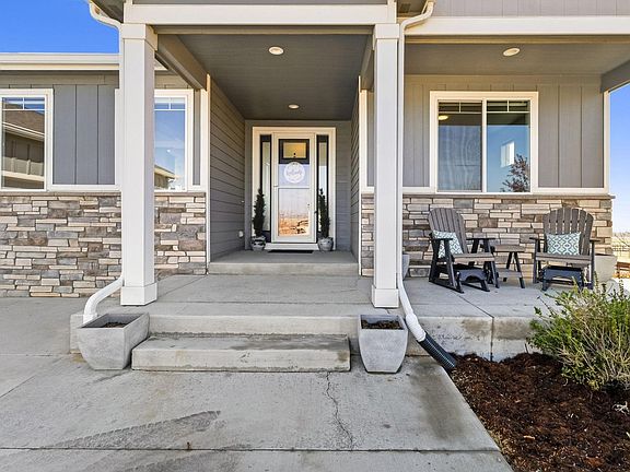 3rd image of 5042 Prairie Lark Ln