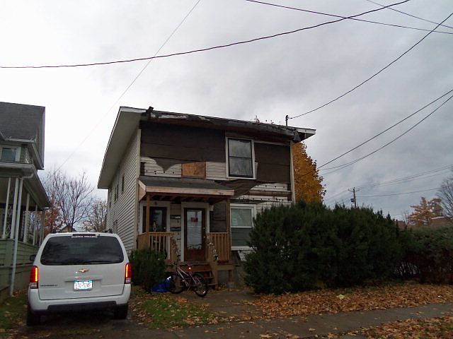 1st image of 663 College Ave